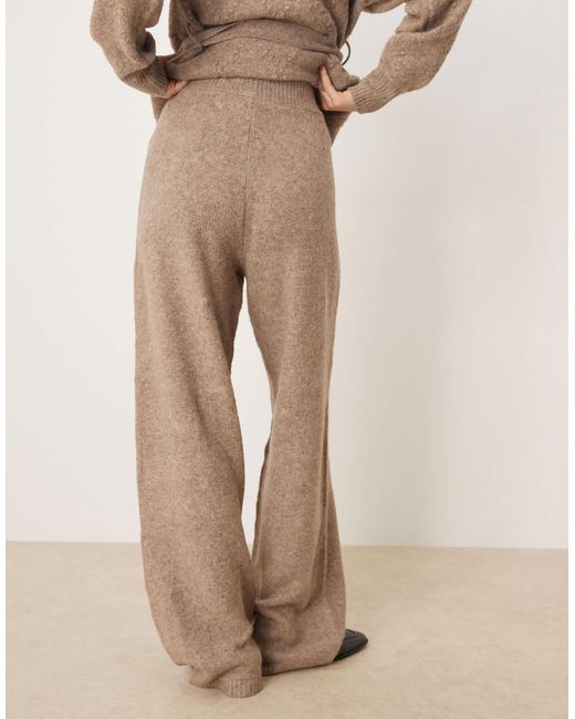 Pantalon large d'ensemble en maille - marron clair Y.A.S en coloris Natural