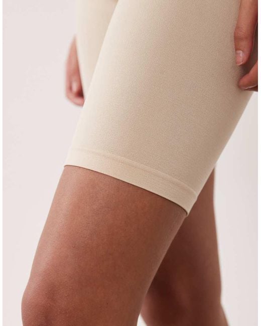 Mama.licious White Mamalicious Maternity Seamless Shorts