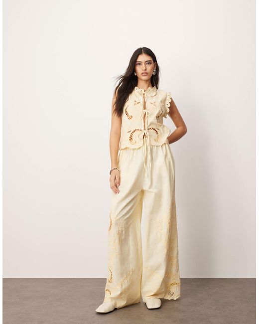 ARRANGE Natural Cotton Embroidered Cutwork Tie Front Top Co-ord