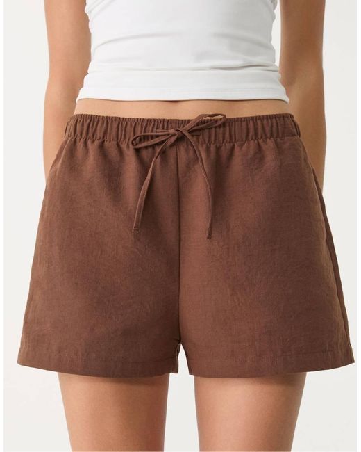 Stradivarius Losse Shorts Met Elastische Tailleband in het Brown