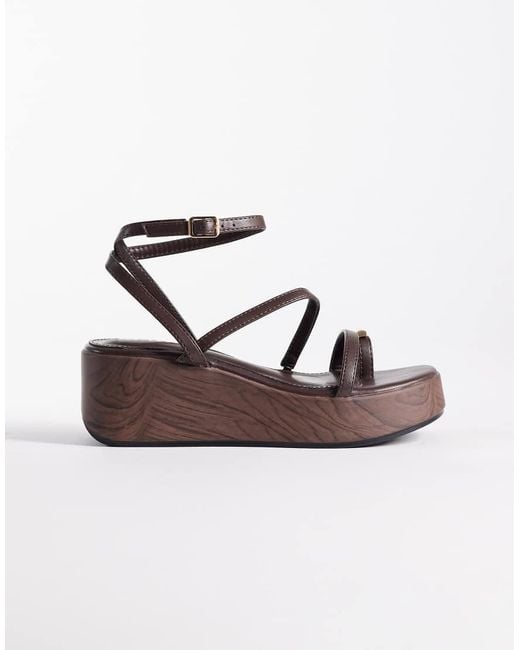 Raid Brown Adaluna Wedge Toe Ring Sandals