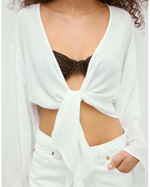 Stradivarius White Flowing Open Blouse