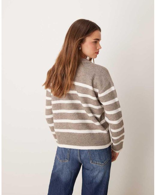 New Look Gestreepte Trui Met Ronde Hals in het Brown
