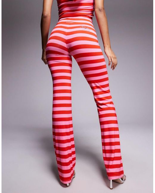 I.AM.GIA X Fafi Blare in het Red