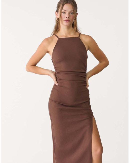 Stradivarius Midi Jurk Met Halternek in het Brown