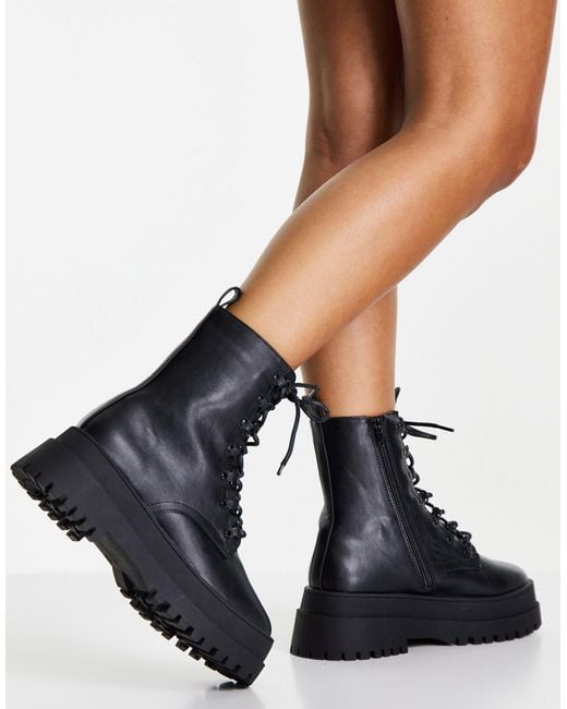 London Rebel Lace Up Chunky Boot in Black | Lyst