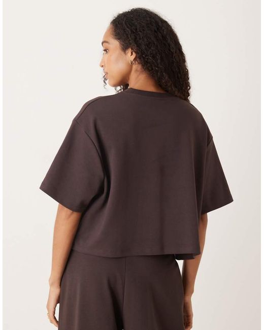 Camiseta Corta Marrón De Corte Cuadrado De Punto Entrelazado De (Parte De Un Conjunto) ASOS de color Purple