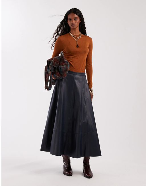 Top en maille douce au toucher froncée sur les côtés - rouille ASOS en coloris Blue
