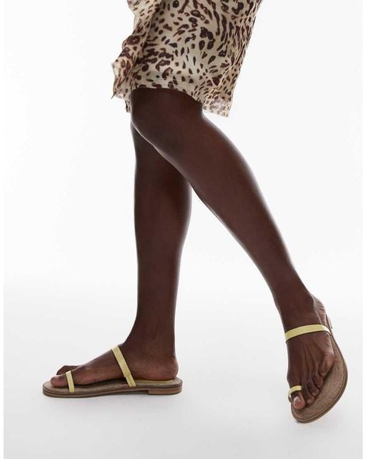 TOPSHOP Brown Kik Real Leather Toe Loop Flat Sandal