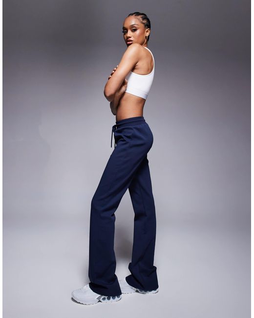 ASOS Blue Asos design tall – ausgestellte jogginghose