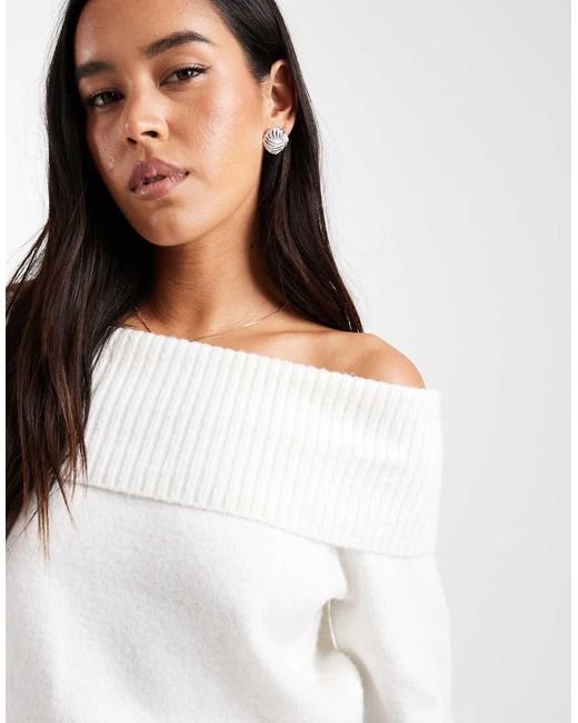 Hollister White Knitted Off The Shoulder Jumper