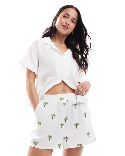 Stradivarius White – shorts mit palmenmuster