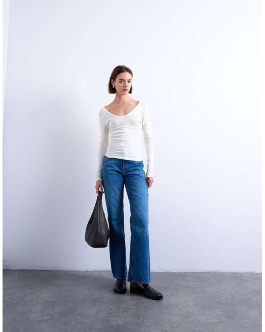 TOPSHOP Geribbelde Top Met V-Hals, Lange Mouwen En Ronde Zoom in het White