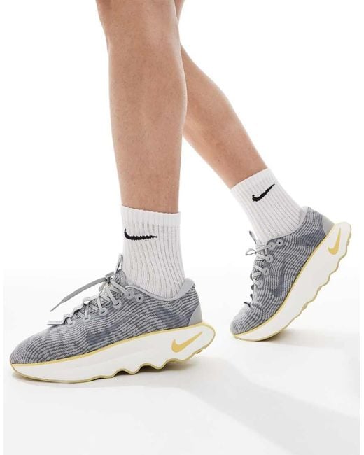 Nike White Motiva Trainers for men
