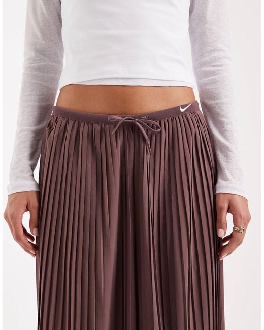 Nike Red Pleated Skirt
