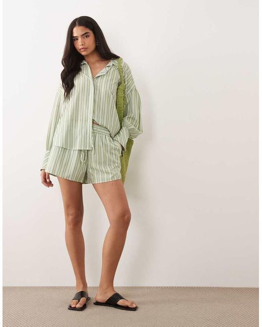 Aria Cove Green Elastic Waist Pull On Shorts