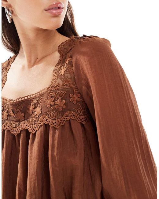 New Look Brown Bubble Hem Lace Blouse