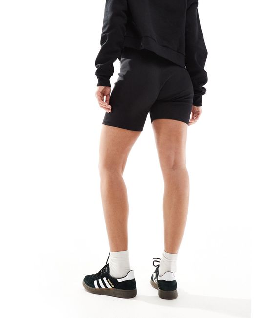 Calvin Klein Black – gerippte leggings-shorts
