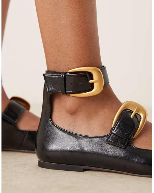Bailarinas Negras De Estilo Merceditas De Ante Con Hebilla Extragrande Lorna De -Negro ASOS de color Natural