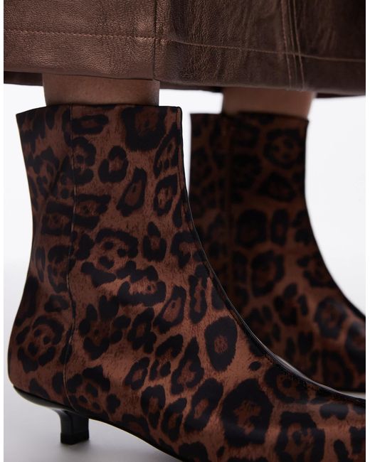 TOPSHOP Black Nellie Mid Heel Pointed Toe Ankle Boots
