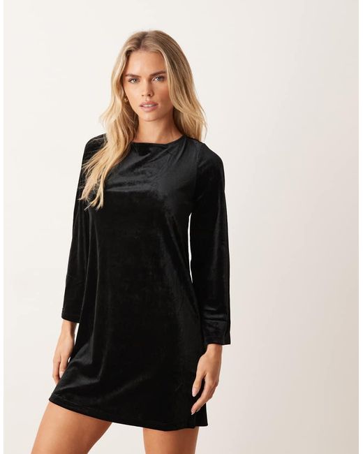 JDY Petite Black Back Bow Detail Velvet Mini Dress