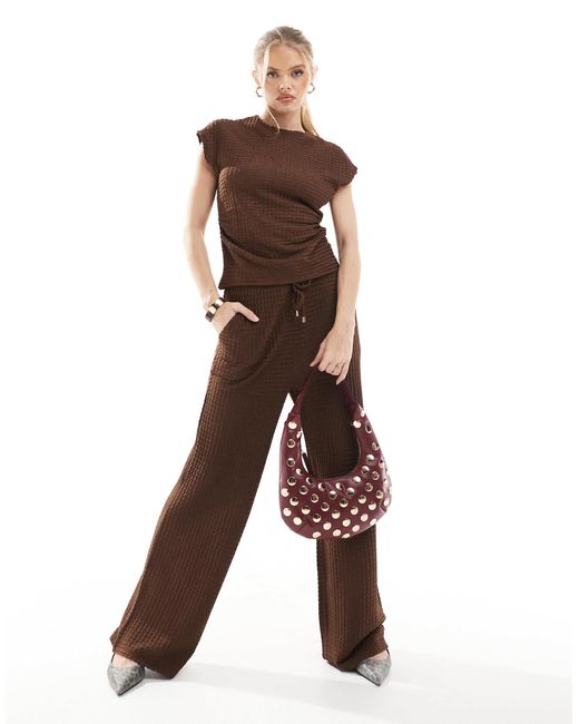 Top texturé d'ensemble à col montant Threadbare en coloris Brown