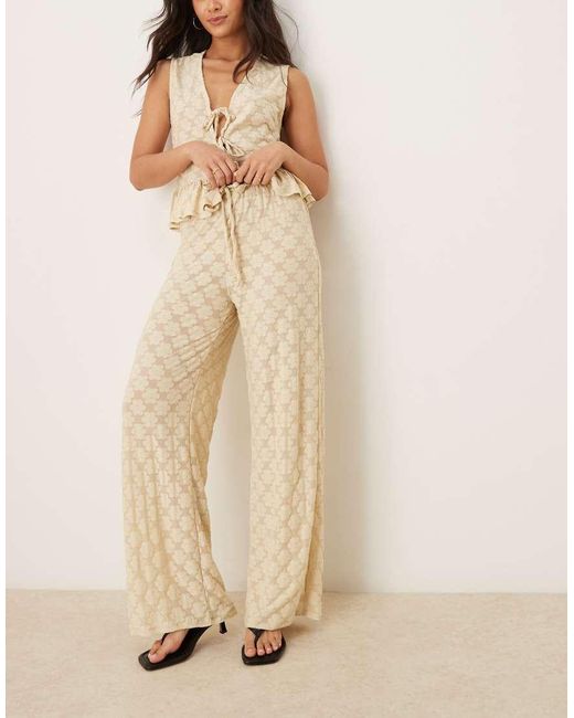 ASOS Broek Met Wijde Pijpen Van Gebloemd Kant, Deel Van Co-Ord Set in het Natural