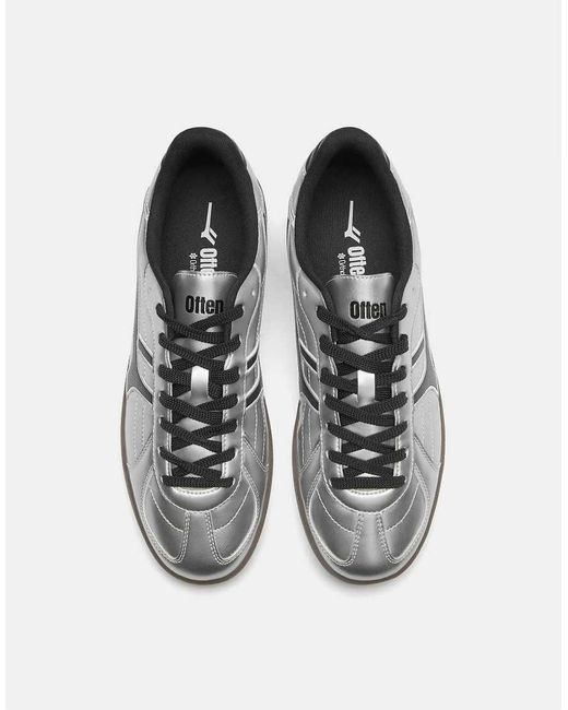 Pull&Bear White Retro Metallic Trainers for men