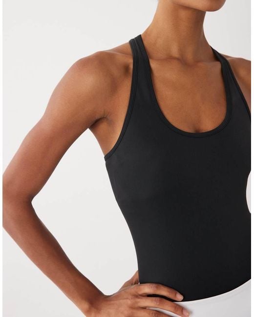 4505 White Plush Handle Scoop Neck Body With Inner Bra