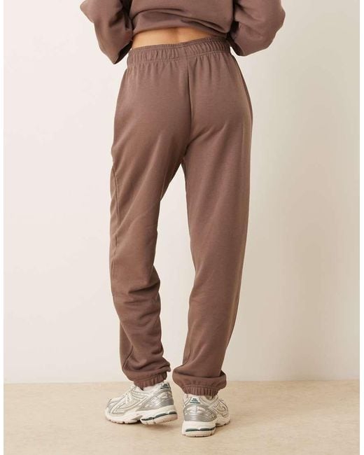 New Balance Natural Sport Essentials French Terry Jogger