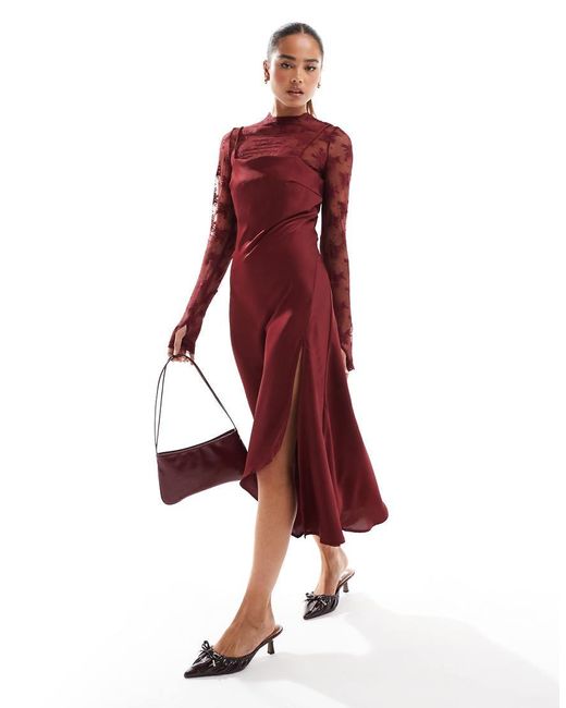 Vestido Lencero Cabernet De Satén Con Top Con Cuello Alto De Encaje De Y.A.S de color Red