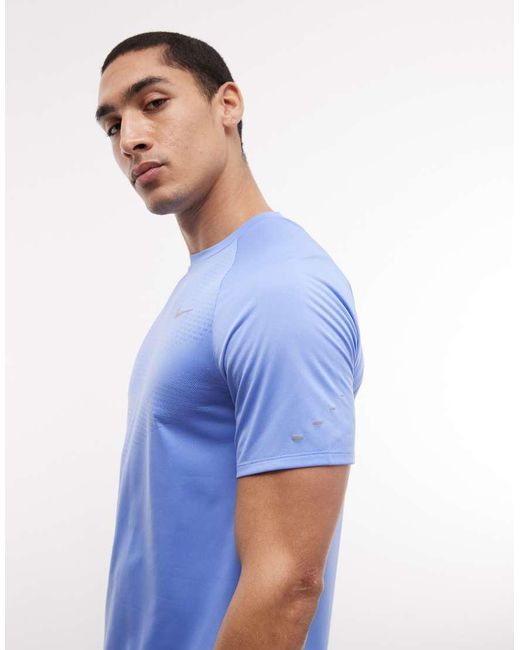 Nike Blue Stride Dri-fit T-shirt for men