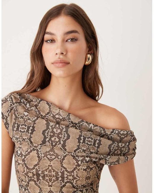 Top A Maniche Corte Monospalla Asimmetrico Con Stampa Pitonata di Gina Tricot in Blue