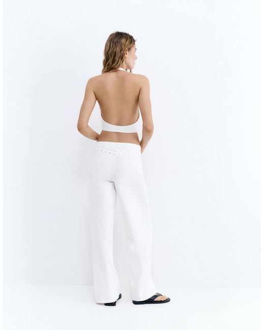 Top dos nu à clous Pull&Bear en coloris White