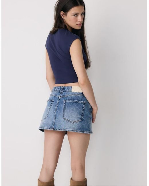 Stradivarius Blue Basic Fitted Cropped T-shirt