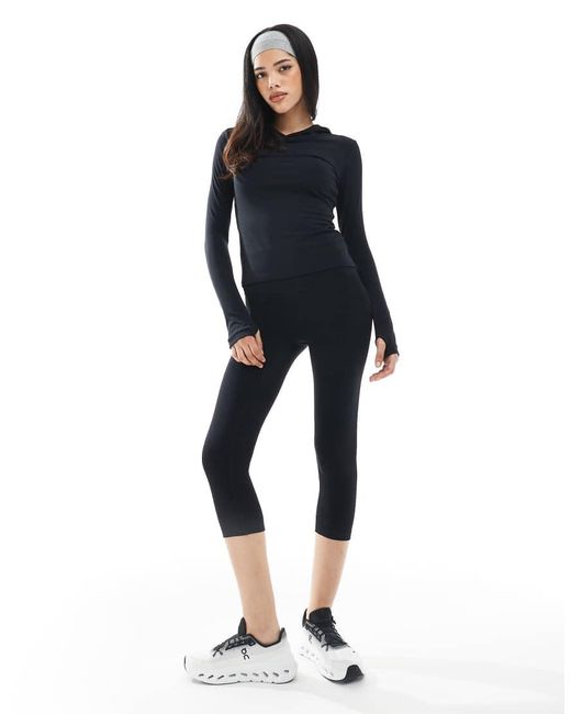 agon® Blue Cropped Leggings