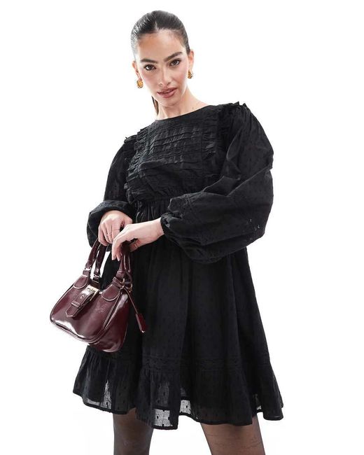 Vestito Corto A Maniche Lunghe Con Pinces E Inserti di Miss Selfridge in Black