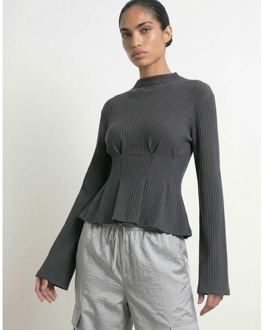 HYPEDROP Gray Long Sleeved Top