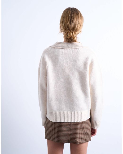 TOPSHOP White Knitted V Neck Collar Jumper