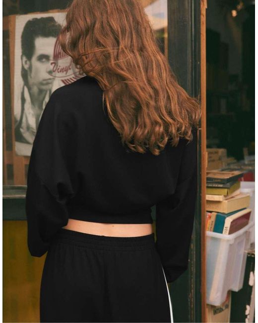 Stradivarius Black Cropped Top And Bolero Set