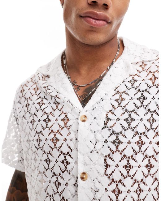Chemise décontractée en dentelle fleurie avec col à revers profonds et manches courtes ASOS pour homme en coloris White