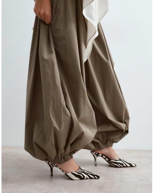 ARRANGE Multicolor Waist Seam Balloon Leg Trousers