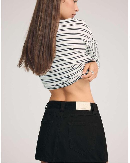 D62 Skort di Stradivarius in Black