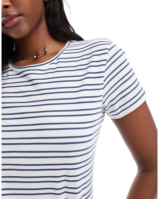 Daisy Street White – knapp geschnittenes t-shirt
