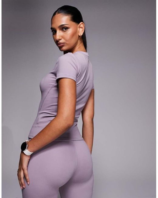 Nike One Training Nike de color Purple