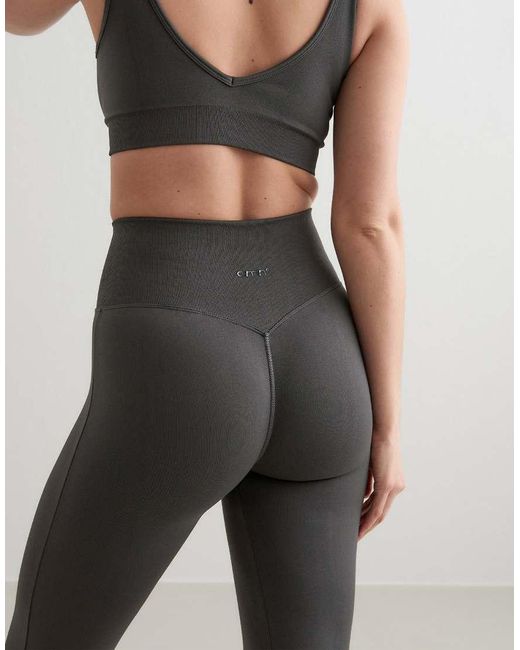 Aim'n Gray Shadow Shape Seamless Flare Tights