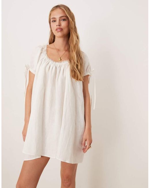 Vrg Grl Natural Evelyn Scoop Neck Smock Mini Dress