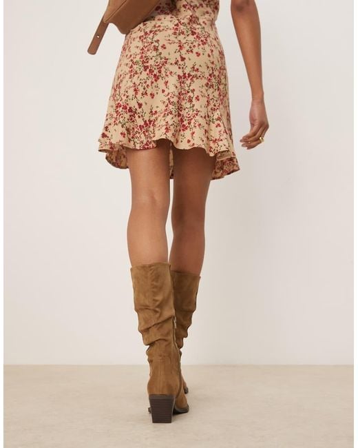 Chosen di ASOS in Natural