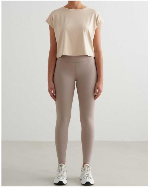 Aim'n Natural Café Au Lait Soft Basic Roll Sleeve Top
