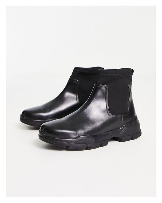 Red Tape Black Cleated Sole Chelsea Rain Boots for men